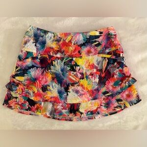 Lucky in Love women’s XS skort. Floral pattern. Excellent condition